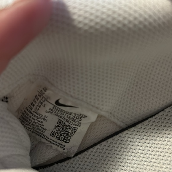 White, orange, and black Nike air max size Y6. Imperfection shown in picture. - Picture 3 of 5